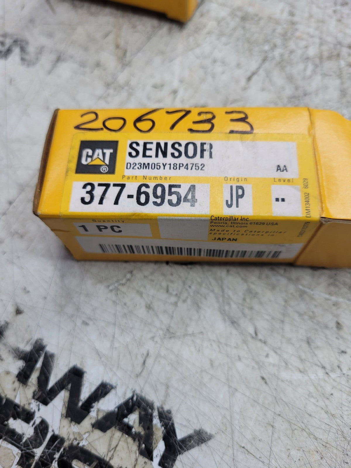 NEW CAT 377-6954 WATER TEMPERATURE SENSOR 3776954 CATERPILLAR