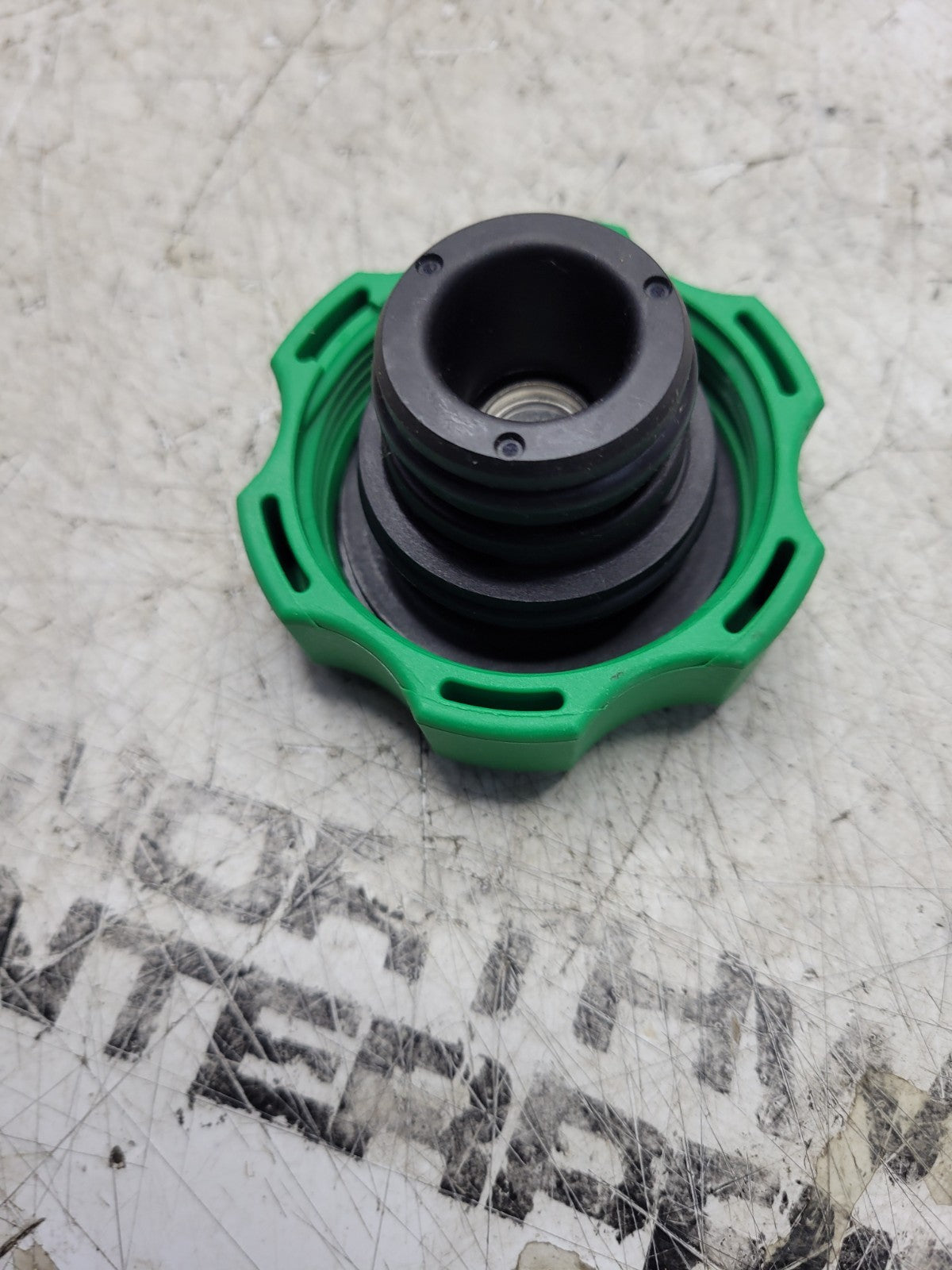 NEW CAT 345-1237: 65.5mm Long Coolant Tank Cap 3451237