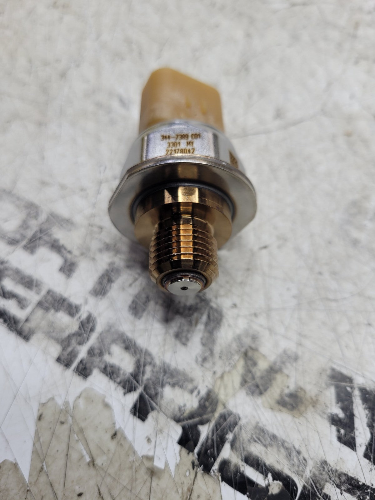 NEW CAT 344-7389 SENSOR GP-PI 3447389 5 MPa Transmission Pressure Sensor