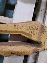 NEW CATERPILLAR BUCKET TOOTH ADAPTER  222-1096 2221096 Weld-On K90 Two Strap