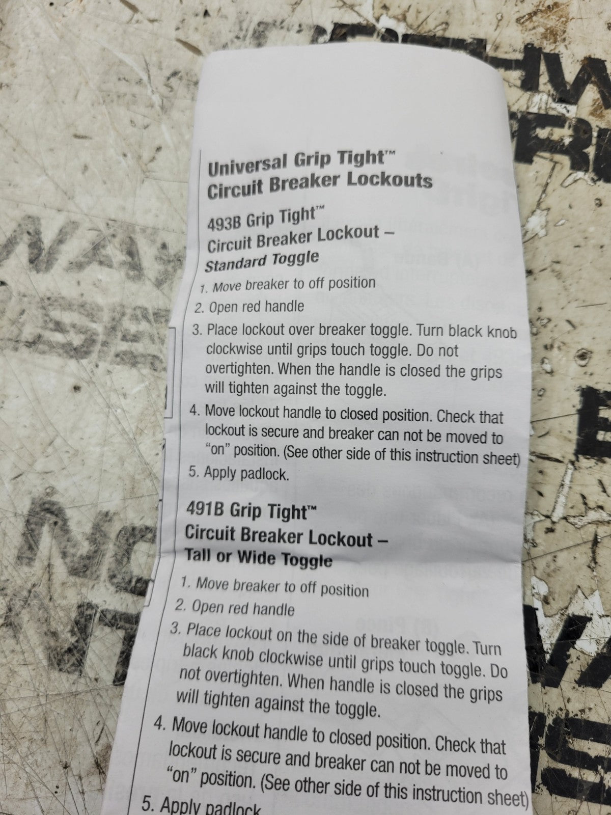 LOT OF 3PC - 491B Grip Tight™ Lockout, Circuit Breaker Type