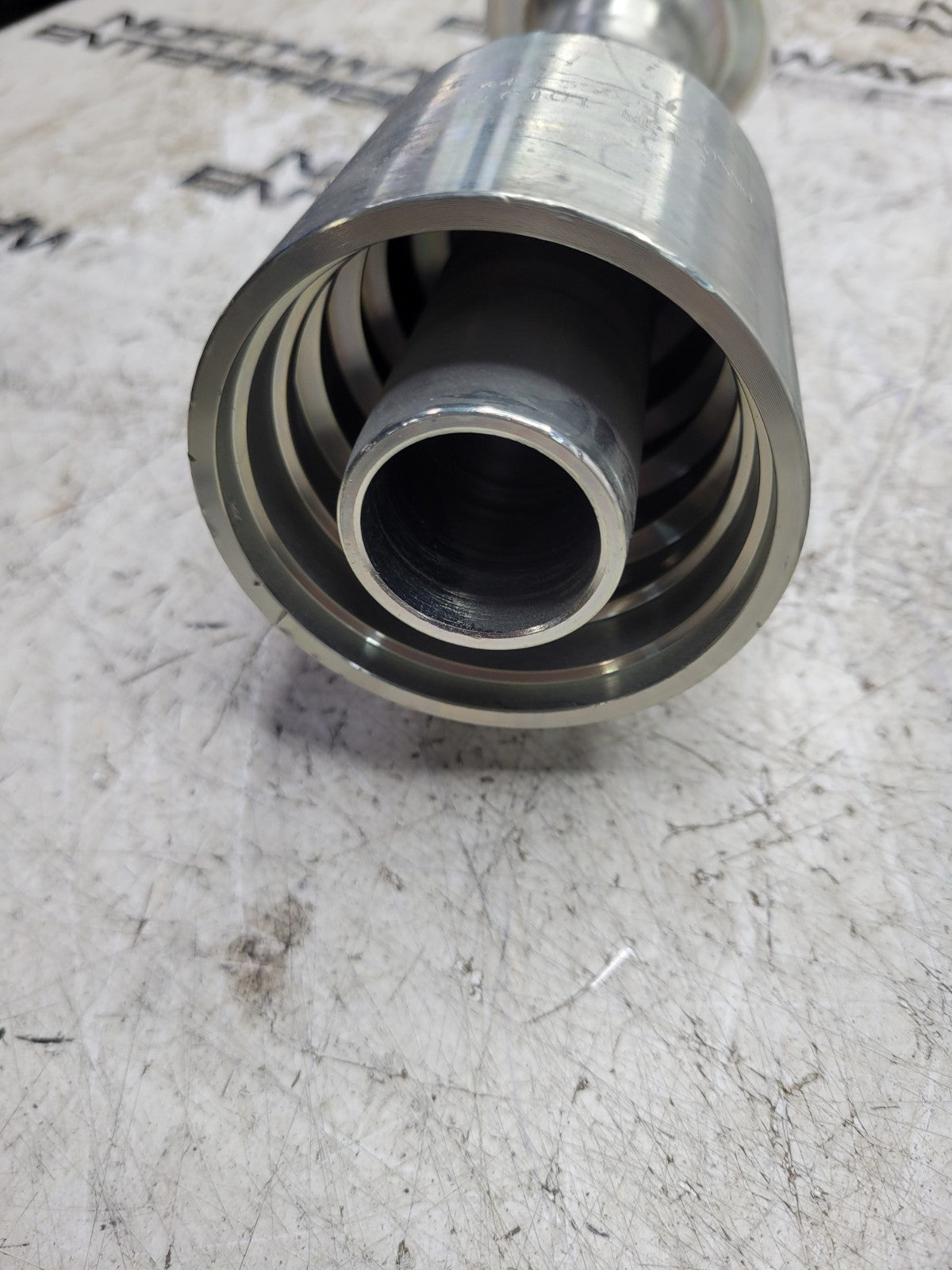 2PC LOT - 442-5582 4425582 #24 CAT FLANGE X #20 BARB 22.5 Hydraulic Fitting